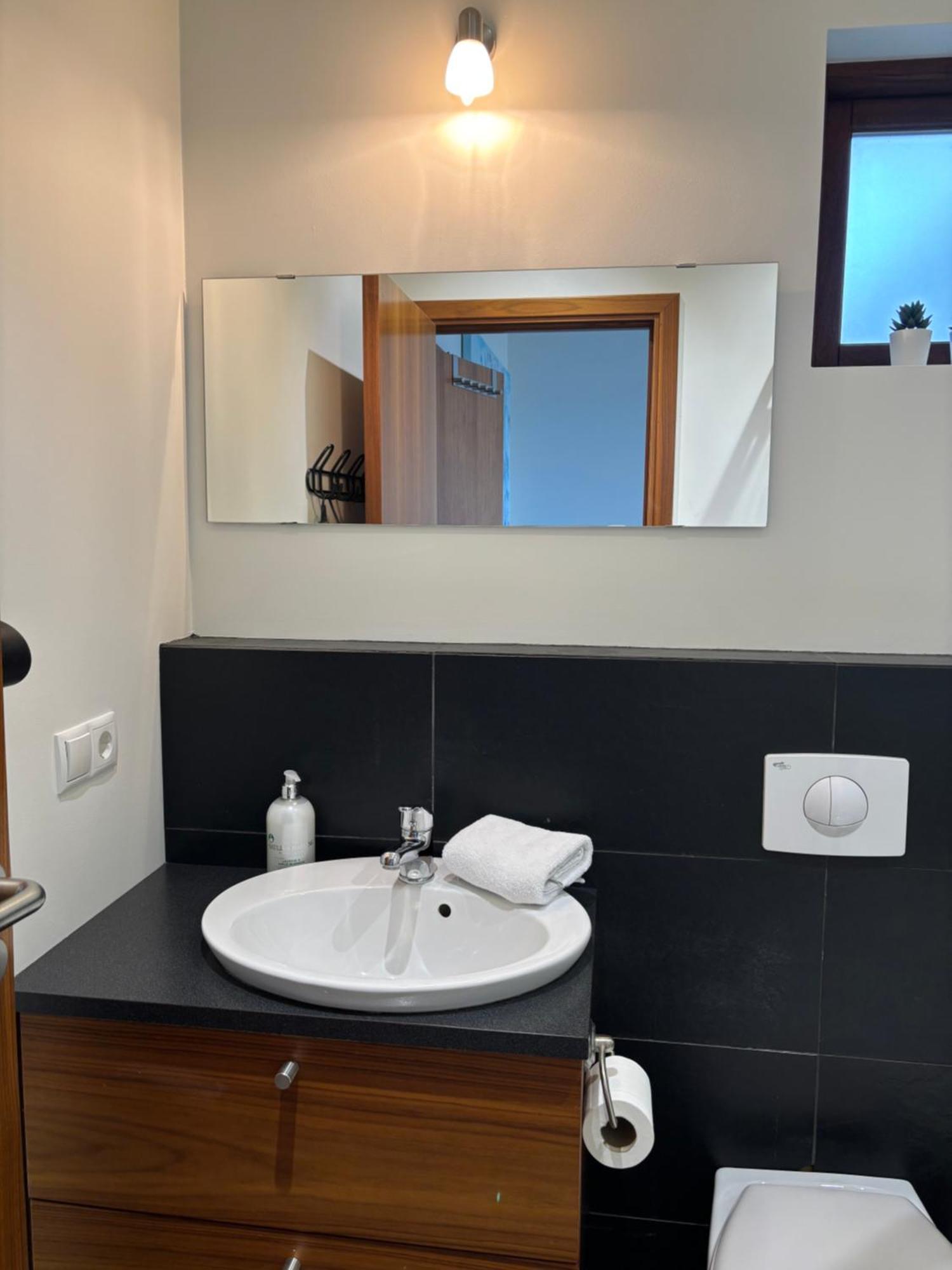 Ace Guesthouse Keflavík Eksteriør bilde